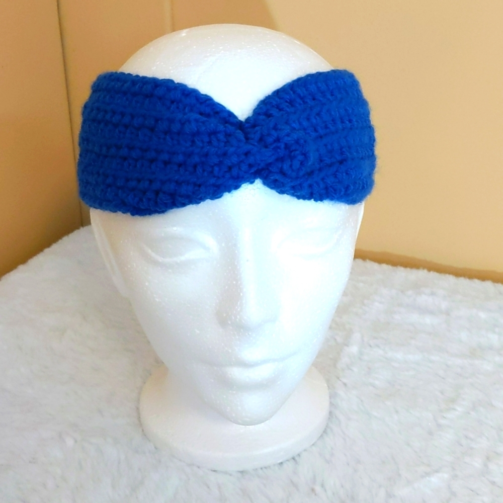 NWOT Handmade Crocheted Blue Headband Acrylic